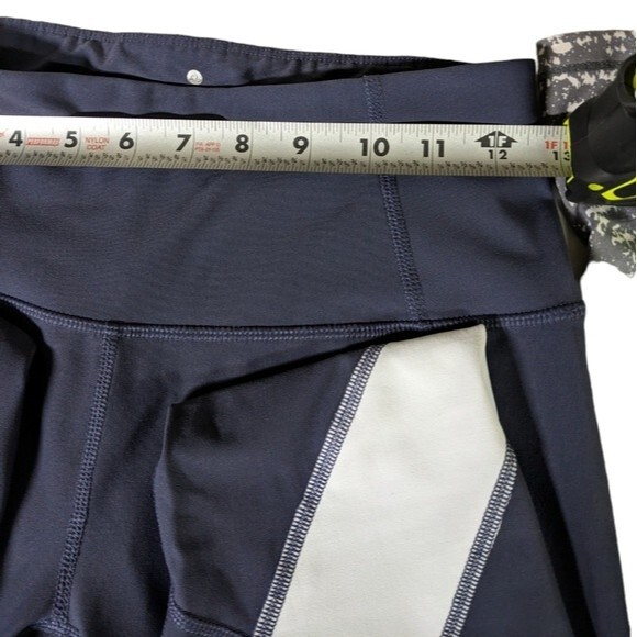 Athletic Athleisure Sporty Fitness Fashion Bundle of Stringer and Leggings - Picture 7 of 11